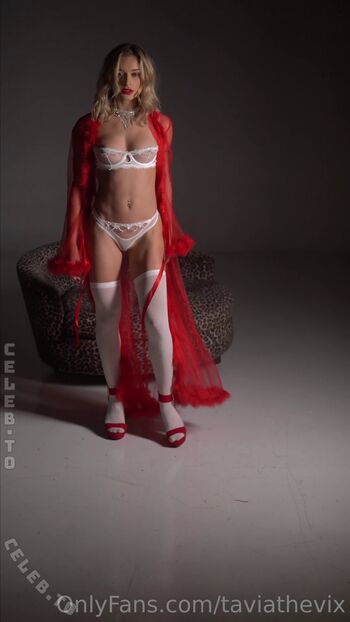 Full leaked Taviathevix  page private onlyfans photo