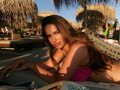 Full leaked Valeria private onlyfans photo