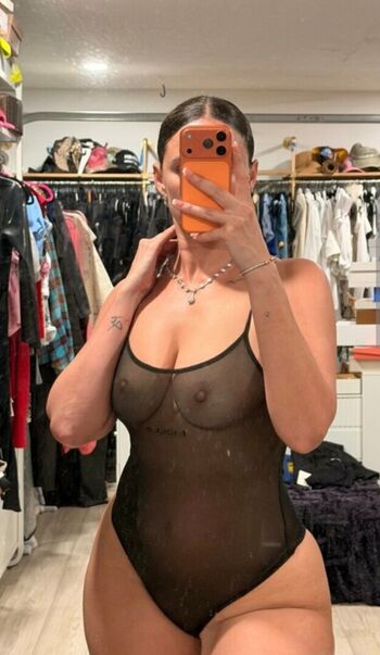 Full leaked Yesjulz private onlyfans photo