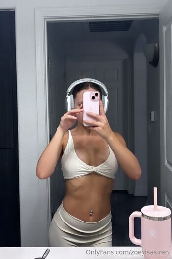 Full leaked Zoeysasiren private onlyfans photo